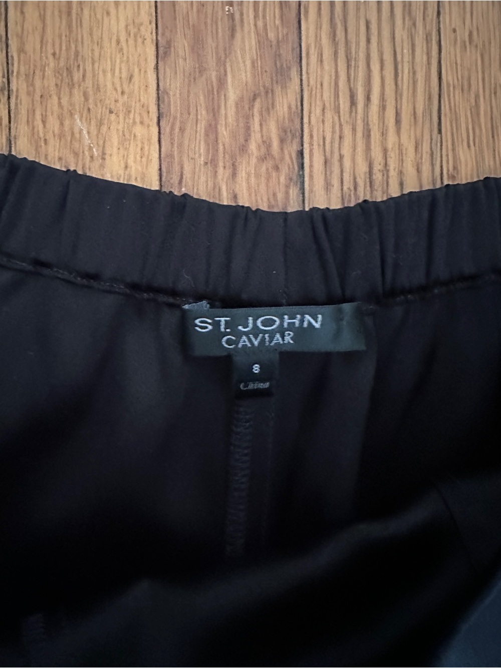St. John Caviar Black Satin Pants - Picture 10 of 11